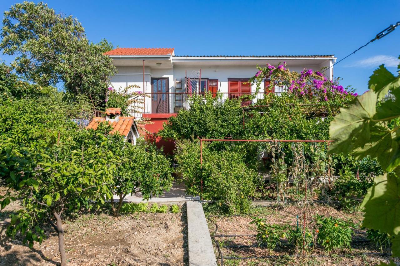 Apartments By The Sea Seget Vranjica, Trogir - 1038 Dış mekan fotoğraf